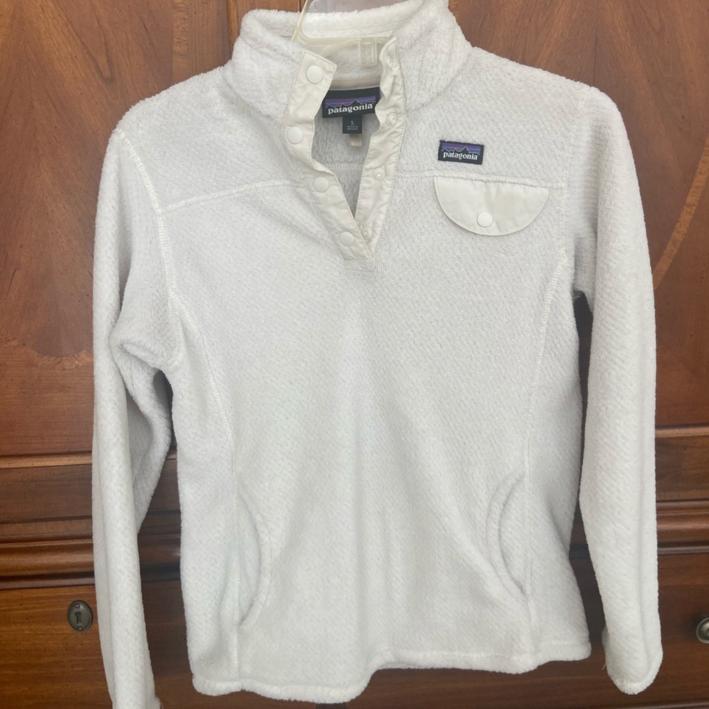 White Patagonia pullover